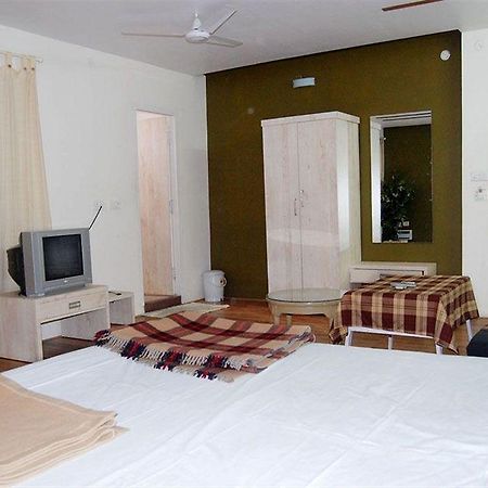 Sai Priya Beach Resort Visakhapatnam Exterior foto